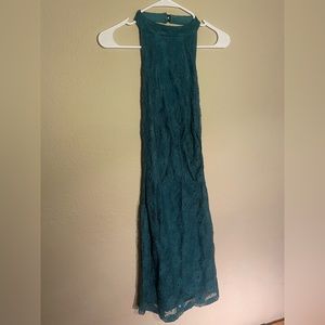 Emerald lace backless dress